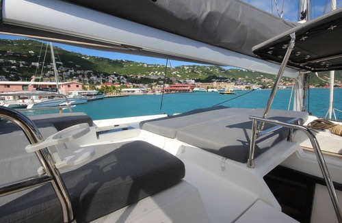 Frenchtown Boat Rental | Sun-Kissed Sailing: A Caribbean Beach Experience from Islas Vírgenes de Estados Unidos, Santo Tomás