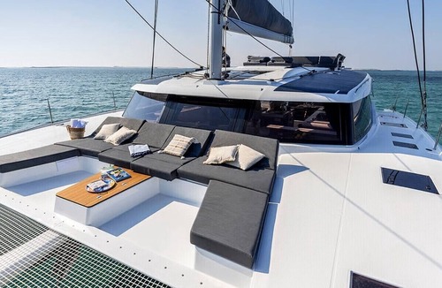 Frenchtown Boat Rental | Sun-Kissed Sailing: A Caribbean Beach Experience from Islas Vírgenes de Estados Unidos, Santo Tomás