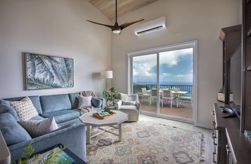 Mafolie House | Villa Luna | Stunning 3-Bedroom Getaway Overlooking the Harbor