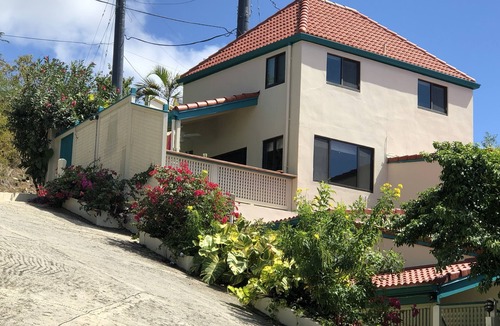 Estate Enighed Condo | WOW Sea/Sunset Views, quiet privacy near NP beaches/town, A/C, pool, grill, prkg