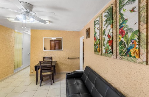La Grande Princesse Apartment | Yours for the asking- Cozy, Caribbean, condo condo
