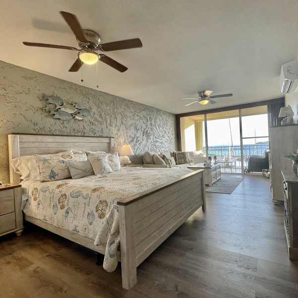 Renovated Oceanfront Condo with AMAZING views! St. Thomas, VI.