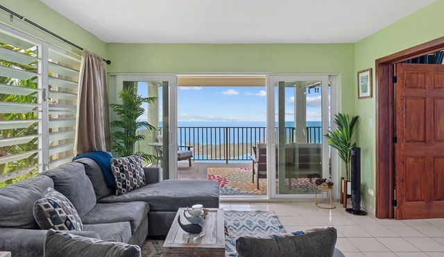 180 Balcony Views | 5 mins to Dining + Beaches