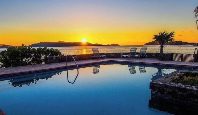 5 ★ Sapphire Blue Horizon - Direct Ocean Front at Sapphire Beach Resort & Marina