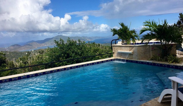 Alta Vista is beautiful w private pool incredible views ACs & backup generator