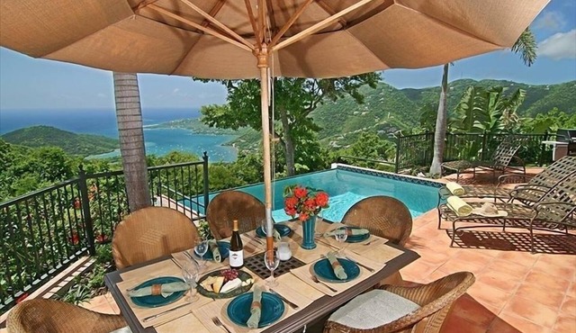 August discounts! HUGE PANORAMA over Coral Bay and BVIs! Peaceful. SUNNY pool