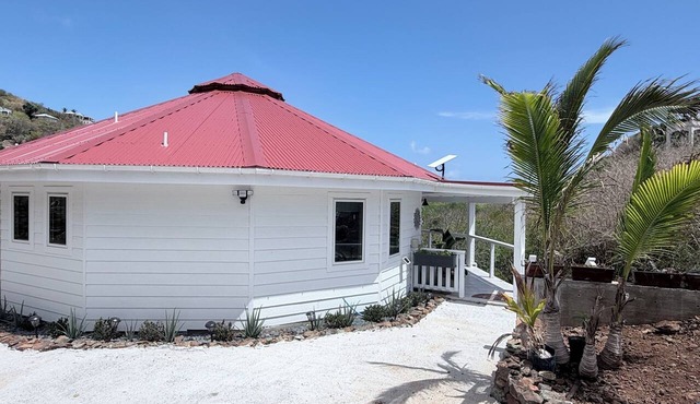 Caribbean Hideaway your St. John Escape easy walk to the beach New aibnb in St john
