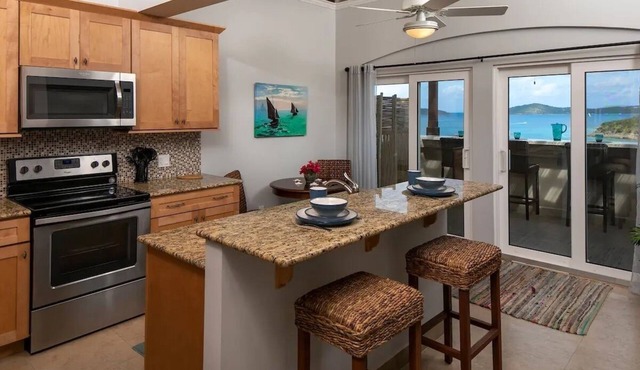 Gorgeous one bedroom penthouse with breathtaking view