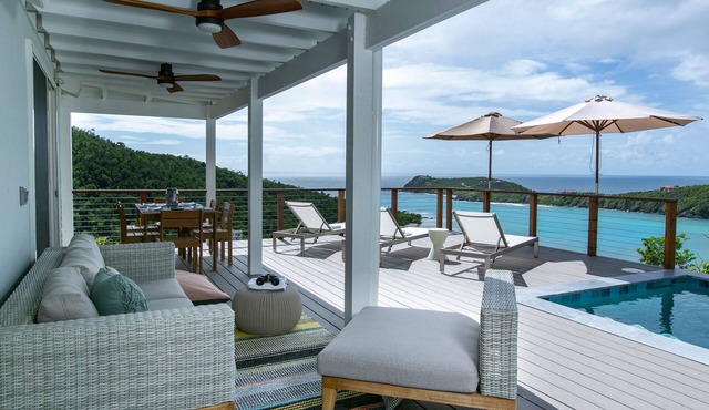 New Contemporary Villa in Fish Bay with Ocean View-Solar and Battery Backup