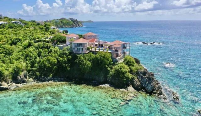 Ocean Pointe Caribe: An Exquisite Beachfront Villa in East End