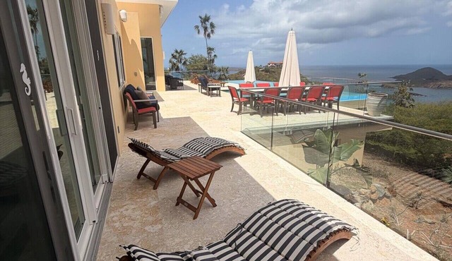 Private Luxury Retreat at Botany Bay in Charlotte Amalie West