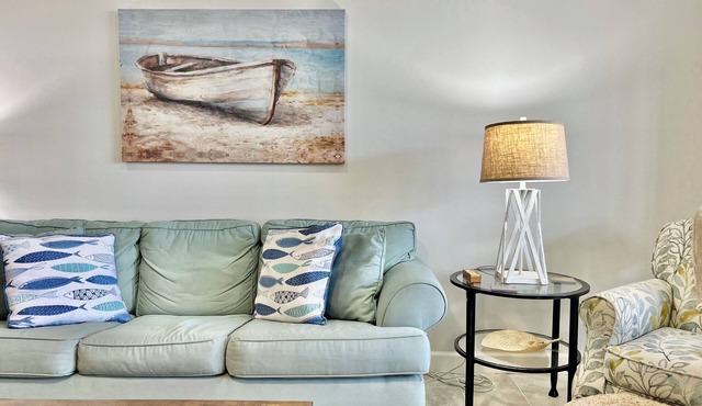 STEPS TO SAND! Sapphire Beach bliss: Renovated 2 bed 2.5 bath at Crystal Cove