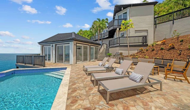 The Parrot's Perch- New 6 BDRM Oceanfront Estate with Pool/Playground/Firepit