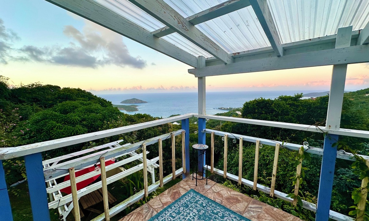 St. Thomas Cabin | Casita Orquidea Vanda Suite