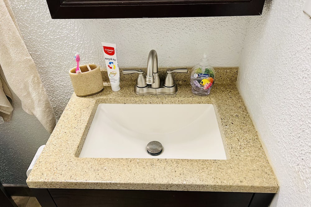 Photo of Bathroom in Estate Bolongo