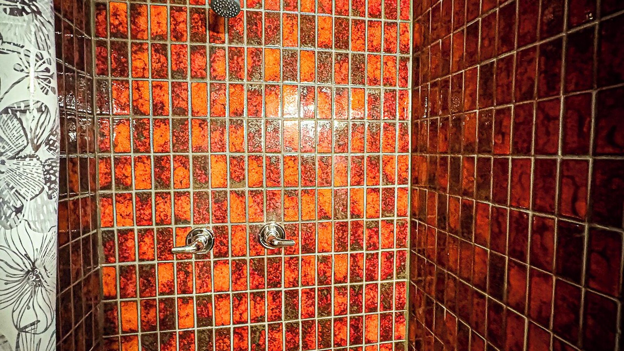 Photo of Bathroom in Estate Kings Quarter