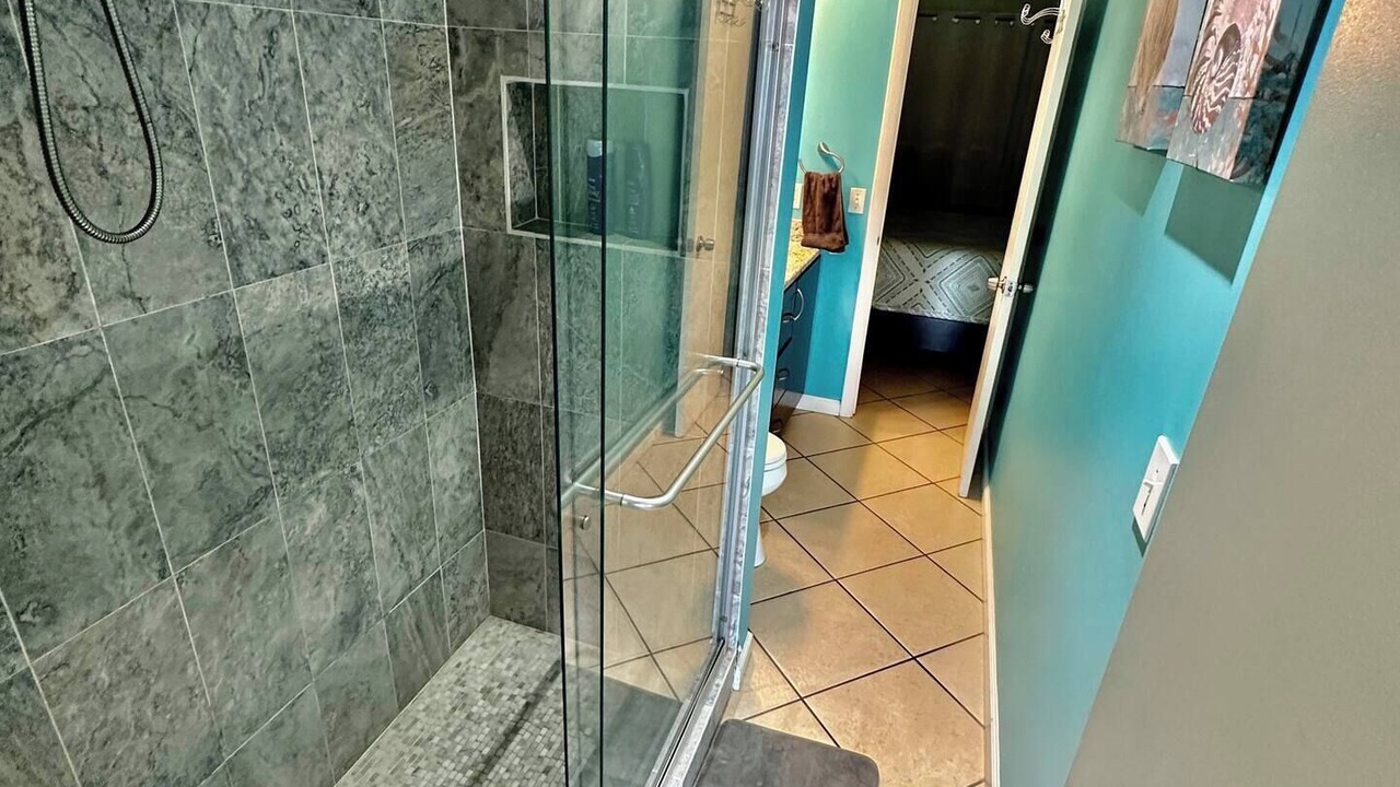 Photo of Bathroom in Red Hook