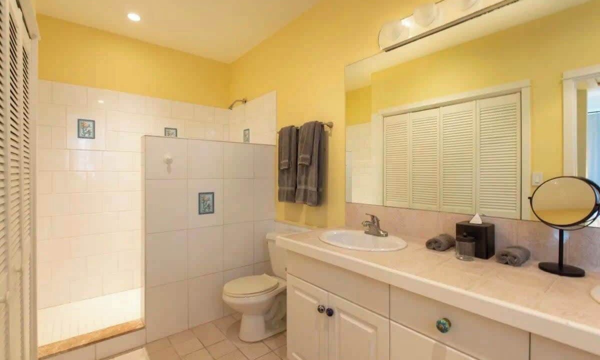 Photo of Bedroom in Point Rendezvous