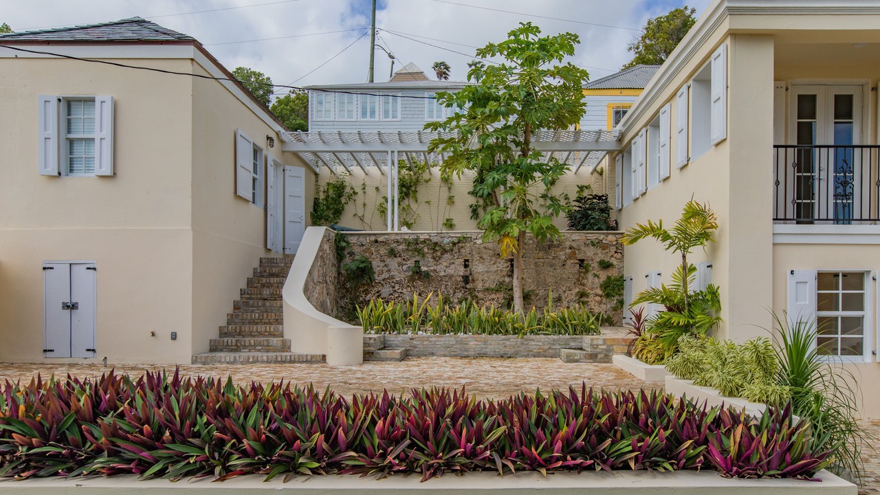 Photo of Outdoor in Estate East Street