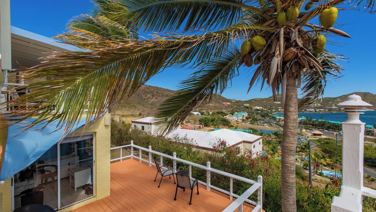 Photo of Patio Balcony in Estate Turner Hole