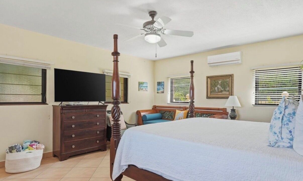 Photo of Bedroom in Estate Rust Up Twist