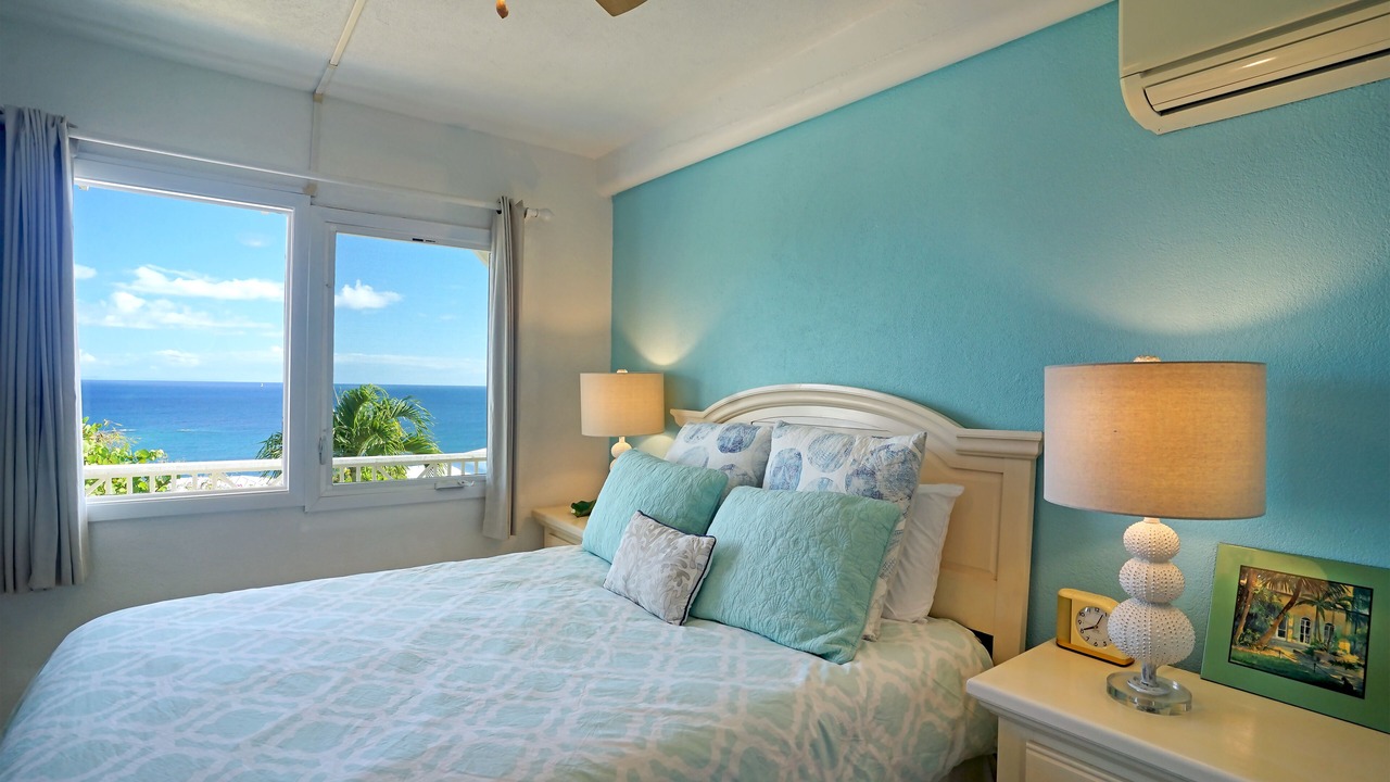 Photo of Bedroom in Estate Frenchman Bay