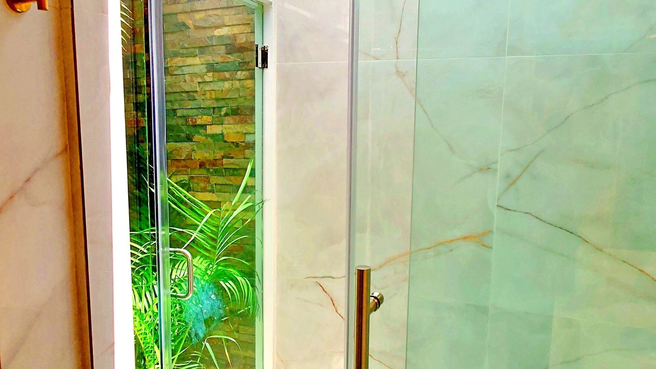 Photo of Bathroom in Cabes Point