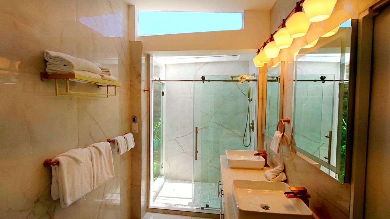 Photo of Bathroom in Cabes Point