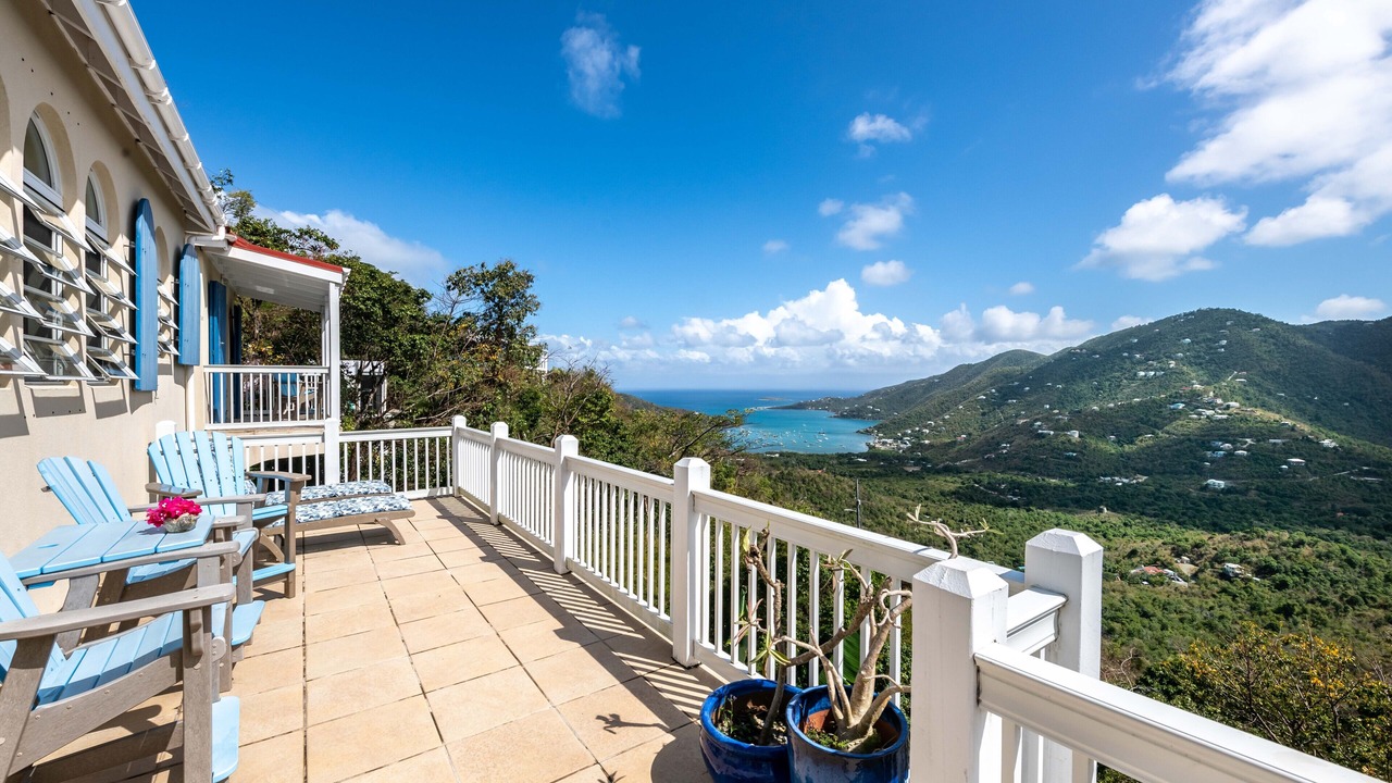 Photo of Patio Balcony in Estate Carolina