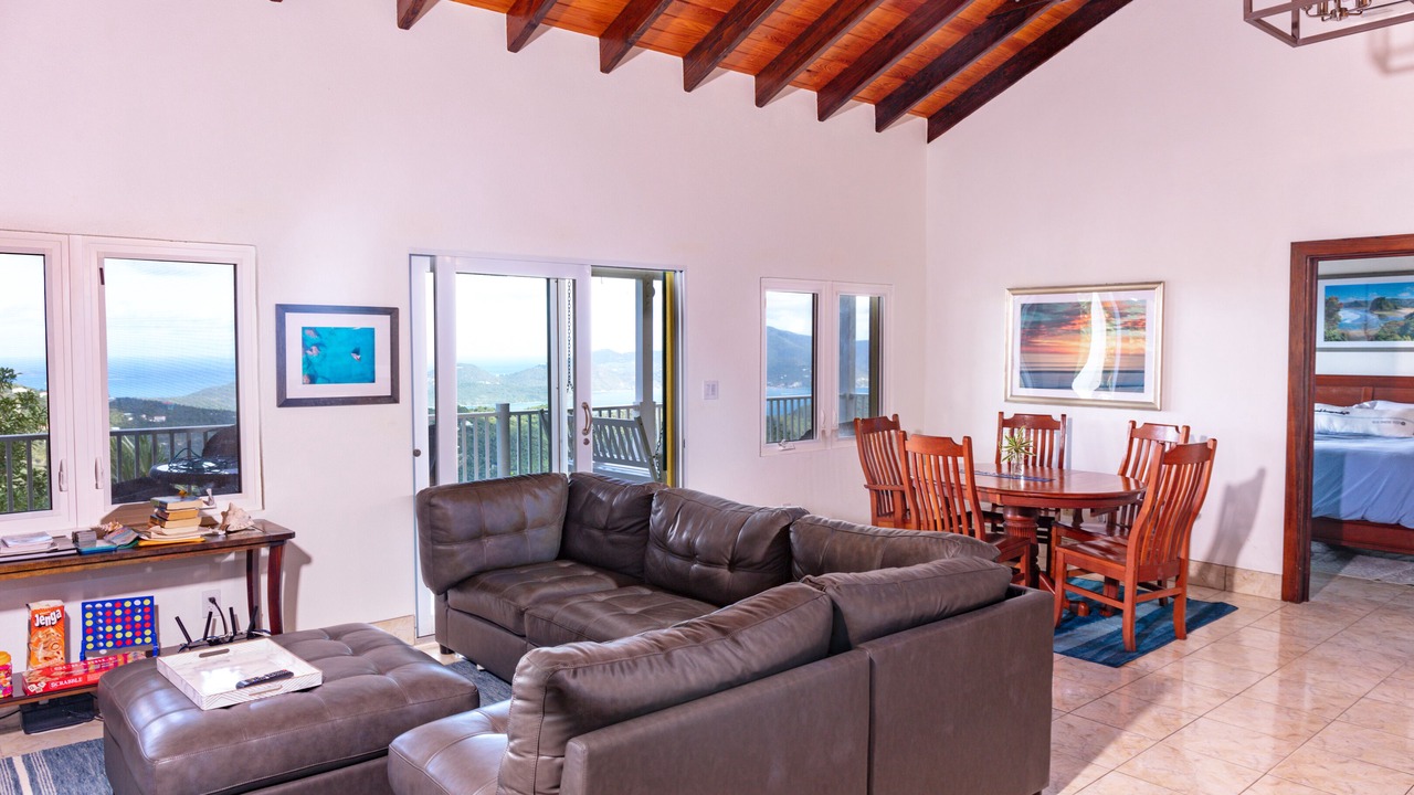 Photo of Livingroom in Estate Carolina