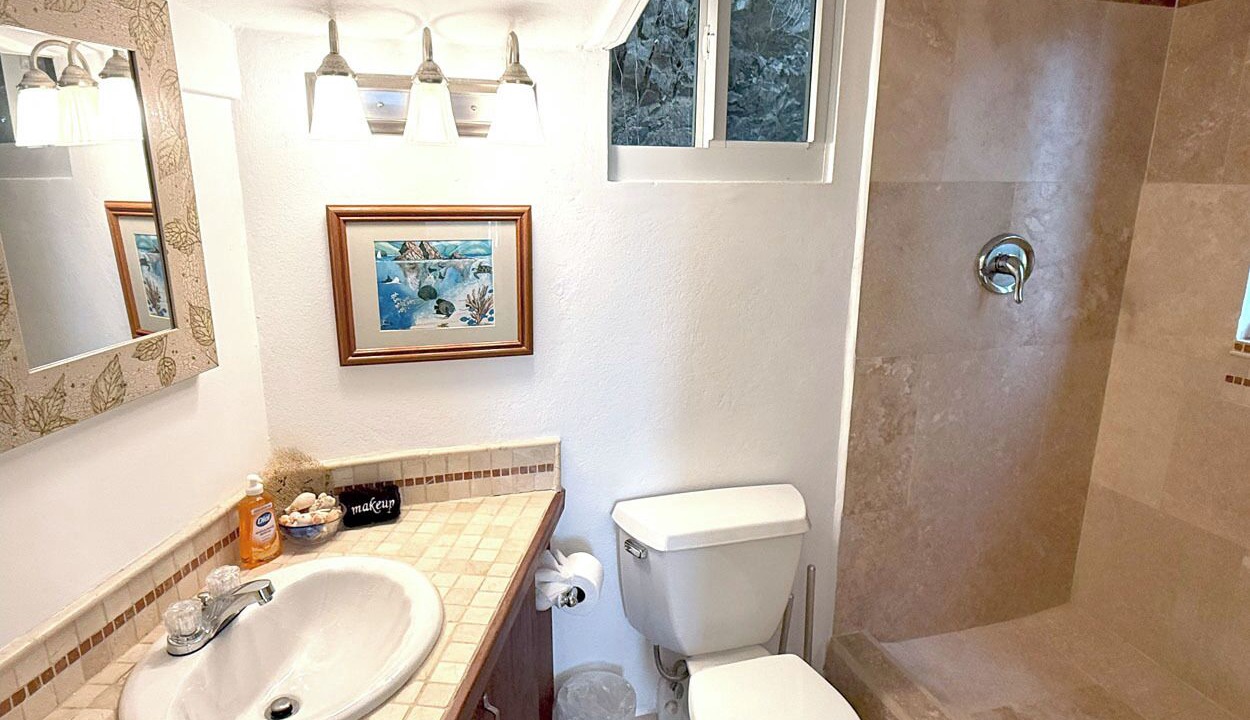 Photo of Bathroom in Estate Carolina