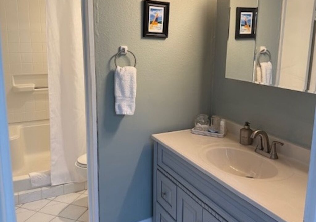 Photo of Bathroom in Teagues Bay