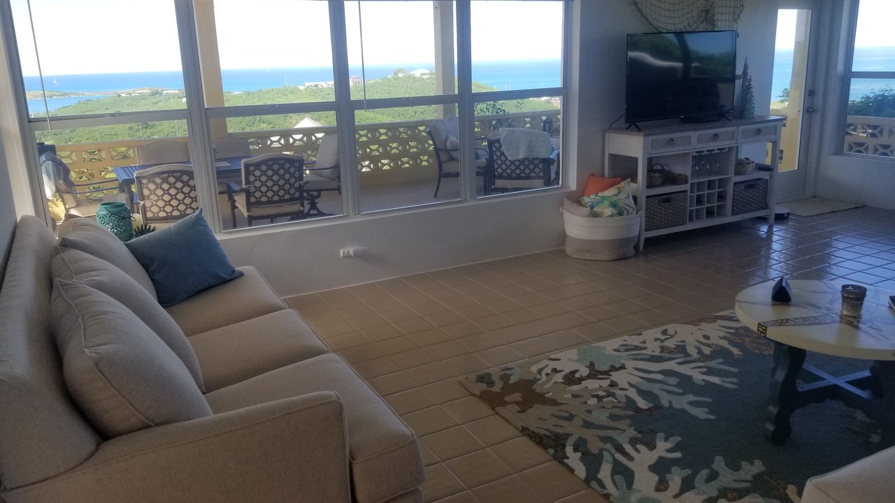 Photo of Livingroom in Estate Green Cay