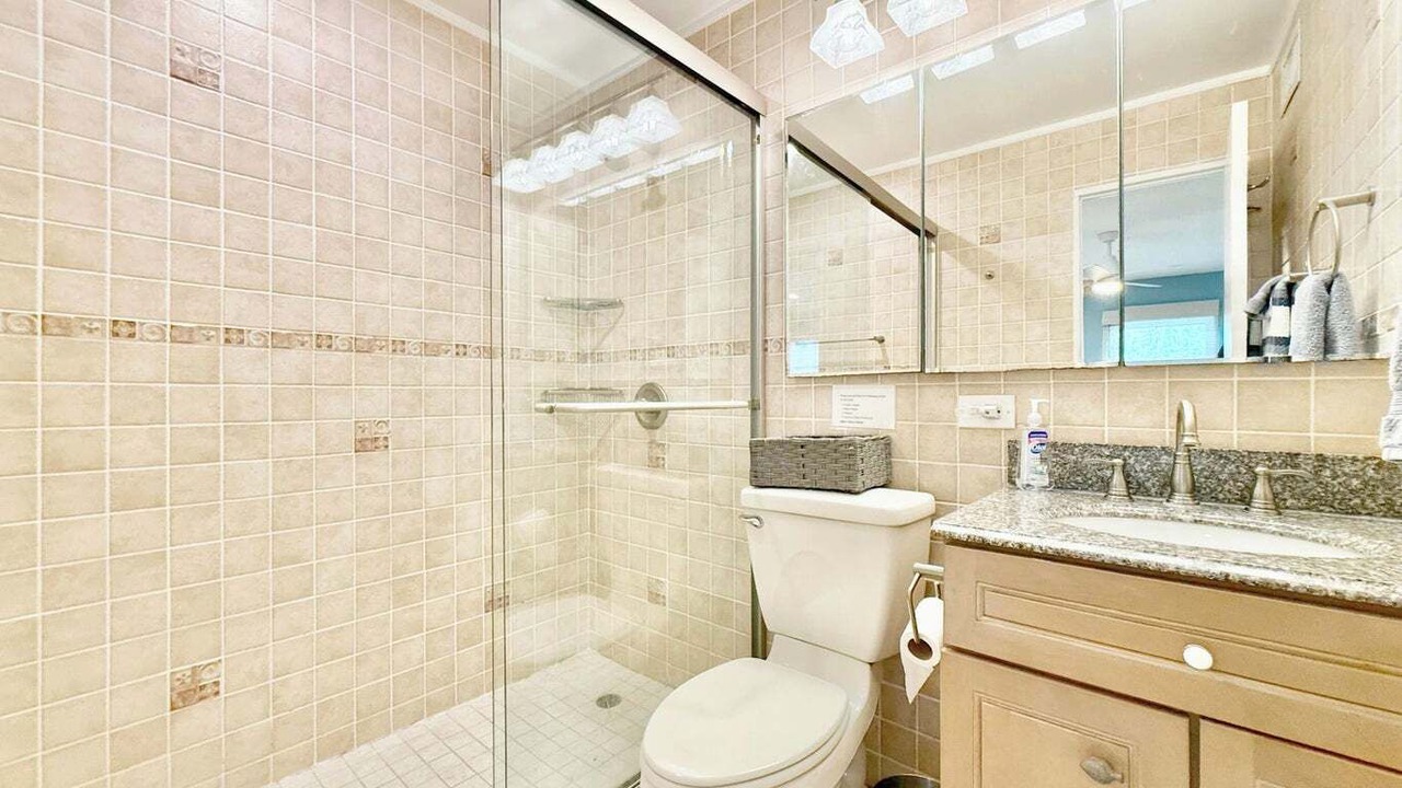 Photo of Bathroom in Cabes Point
