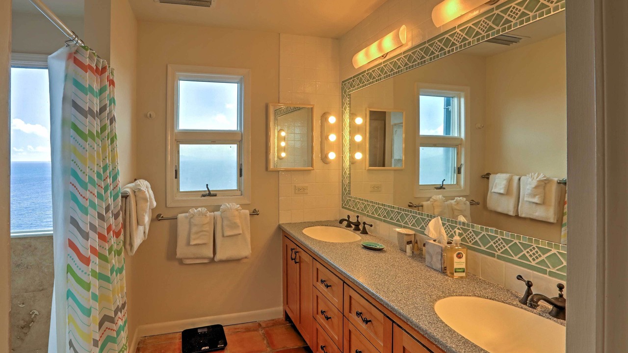 Photo of Bathroom in Estate Peterborg