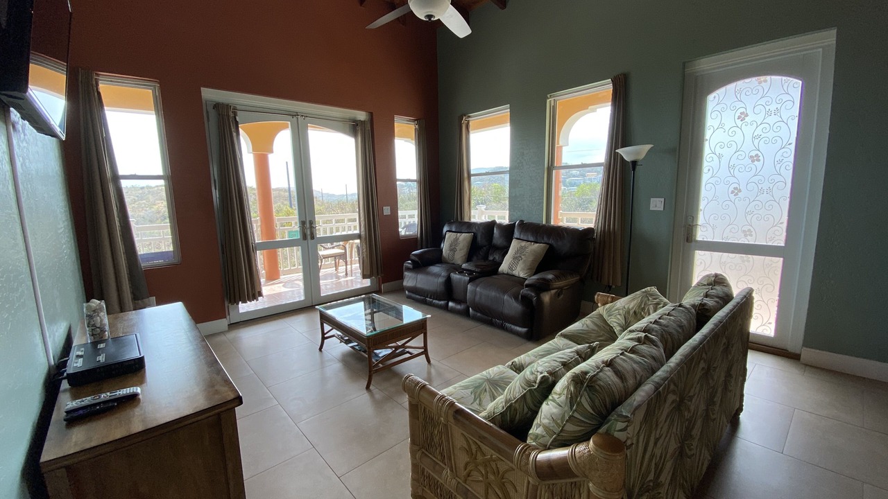 Photo of Livingroom in Benner