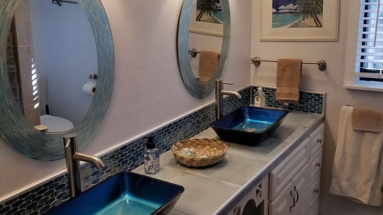 Photo of Bathroom in Red Hook