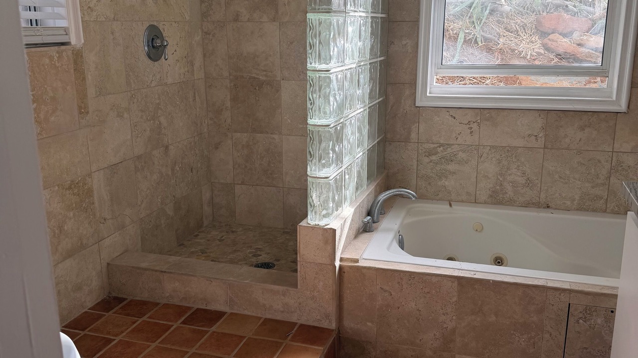 Photo of Bathroom in Estate Fortuna