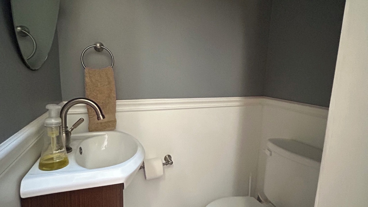 Photo of Bathroom in Estate Hermon Hill
