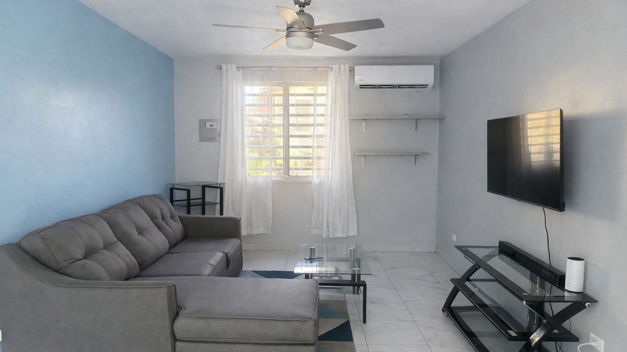 Photo of Livingroom in Estate Annas Retreat