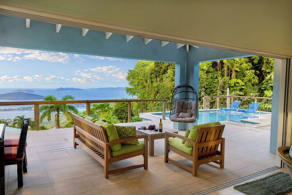 Photo of Patio Balcony in Estate Caret Bay