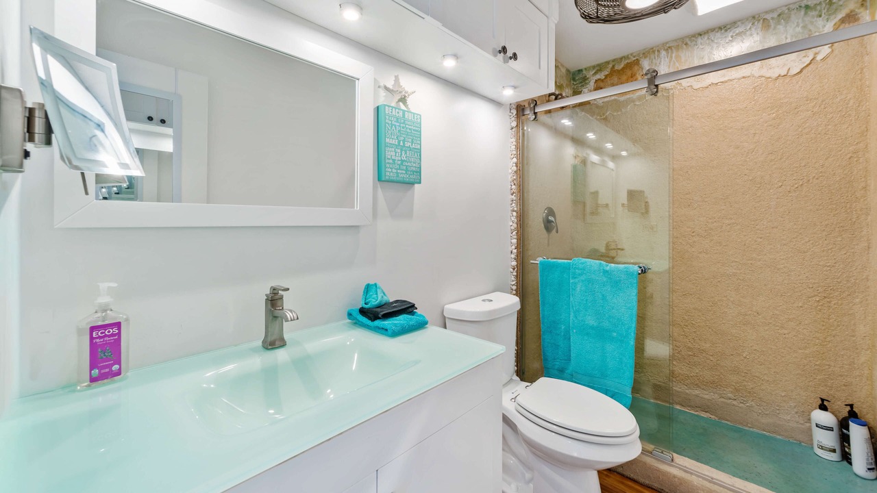 Photo of Bathroom in Red Hook
