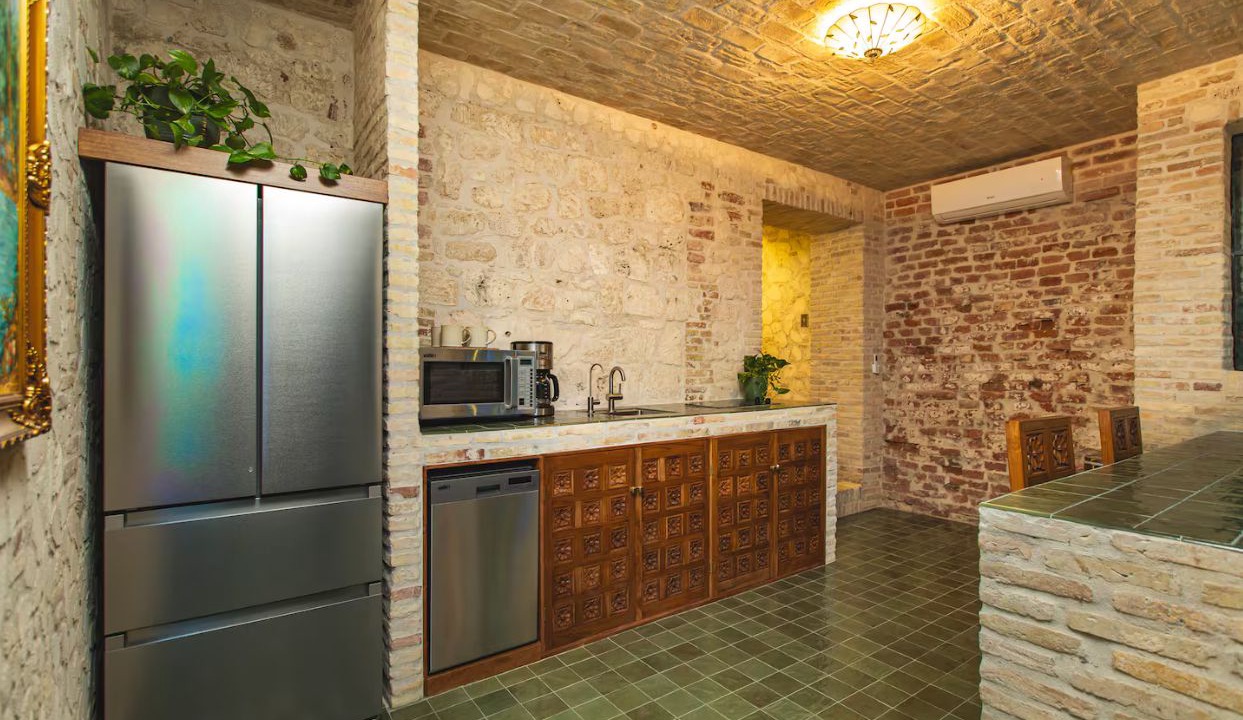 Photo of Kitchen in Estate East Street