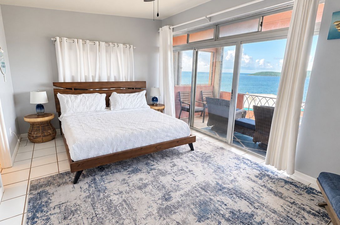 Photo of Bedroom in Estate Coakley Bay