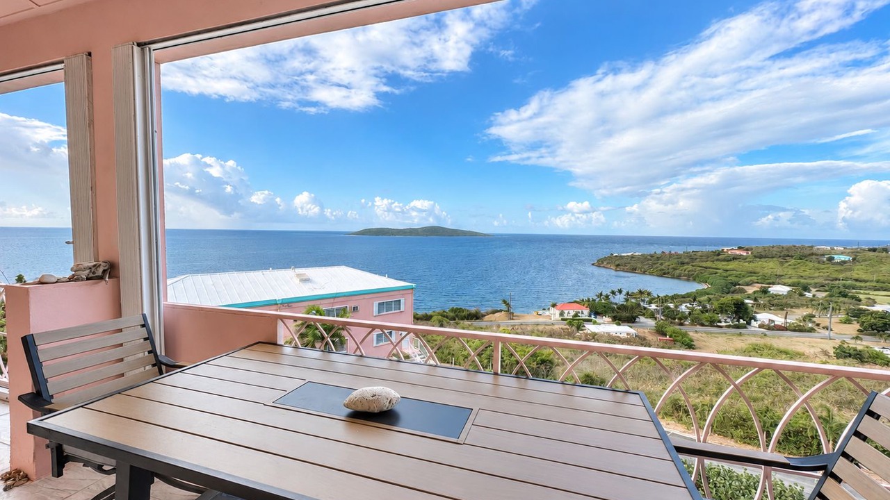 Photo of Outdoor in Estate Coakley Bay