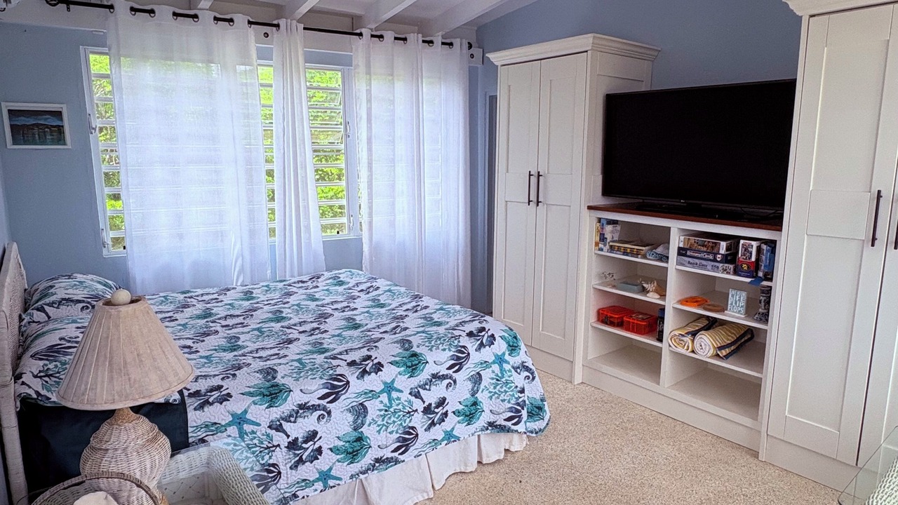 Photo of Bedroom in Estate Western Water Island
