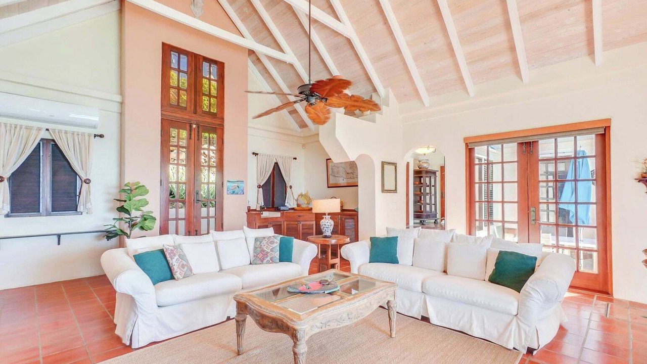 Photo of Livingroom in Slob