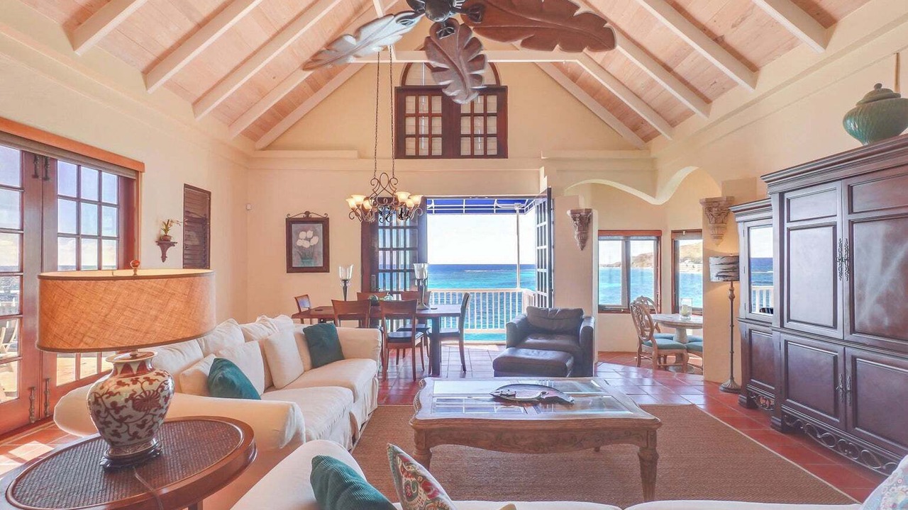 Photo of Livingroom in Slob