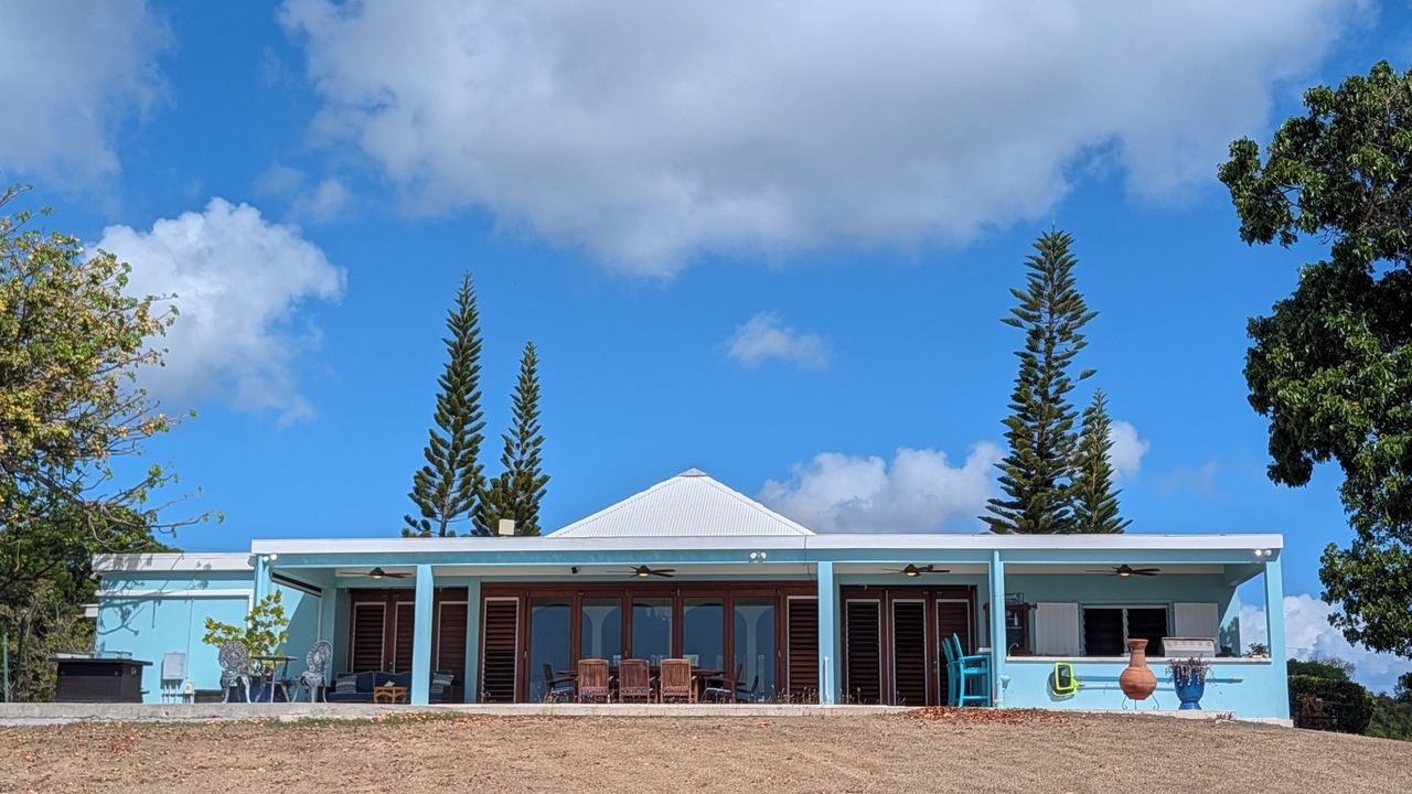 Photo of Outdoor in Estate Sprat Hall