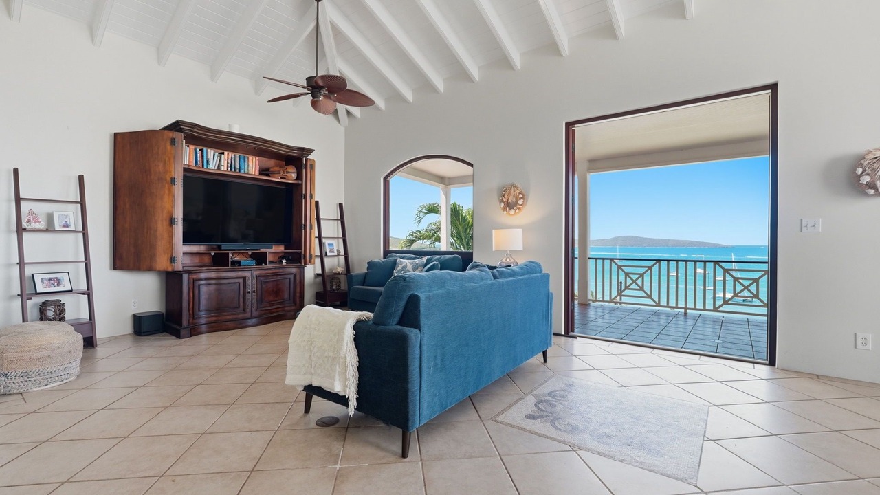 Photo of Livingroom in Slob